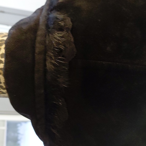 Elegant Black Women's Jacket With Real Fur - Picture 7 of 10